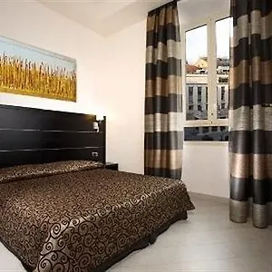 Sonya 3*, Roma Italia