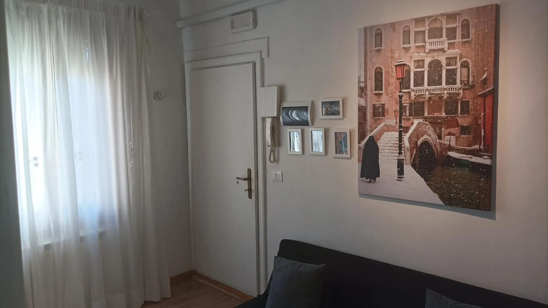 La Guglia - Guglia House-Cannaregio-Venezia 0*, Venecia Italia